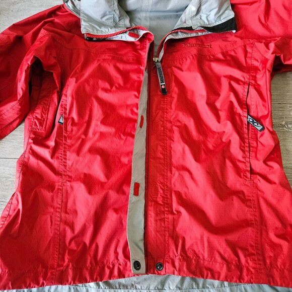 Marmot PreCip Womens Red Hooded Rain Jacket Windbreaker Gorpcore Light Size M - Picture 12 of 16